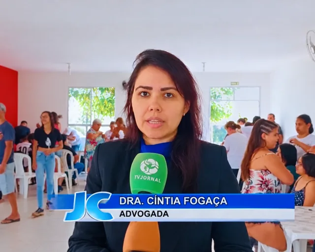 Cíntia Fogaça em entrevista à TV Jornal de Limeira